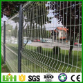 2016 backyard metal fence/curve wire mesh fence(Factory direct sales)